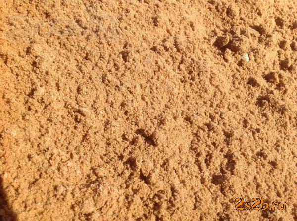 Песок сеяный, мытый с доставкой от 430 р/тонна.