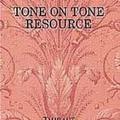 Дизайнерские обои с тканями-компаньонами Thibaut 'Tone on Tone Resource'