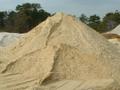 Песок ( карьерный намывной сеяный речной) с доставкой